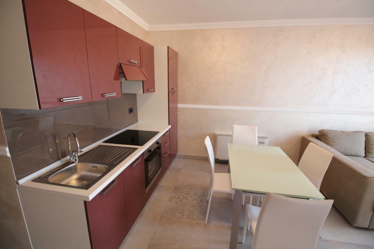 Del Prado Aparthotel Riva Ligure Εξωτερικό φωτογραφία