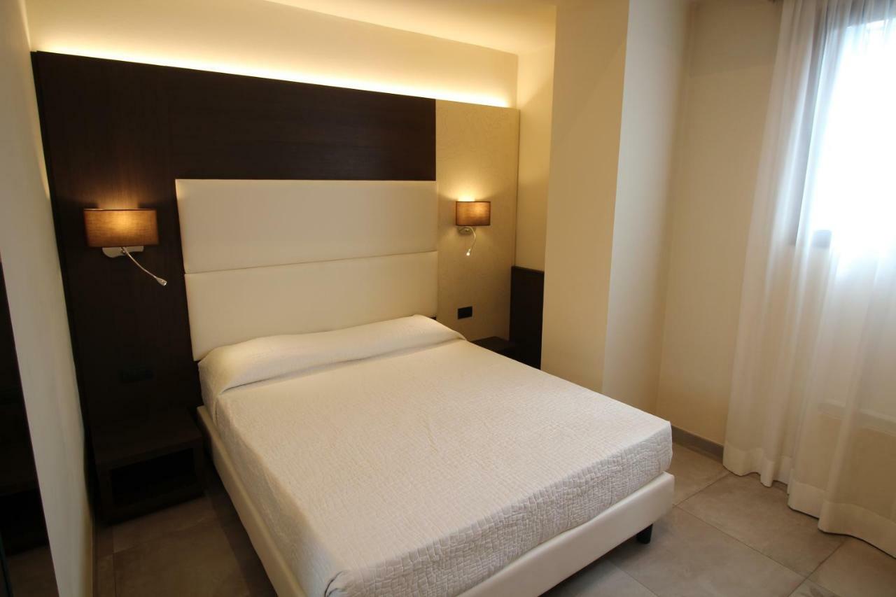 Del Prado Aparthotel Riva Ligure Εξωτερικό φωτογραφία
